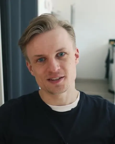 Tom, founder of Moksi Social